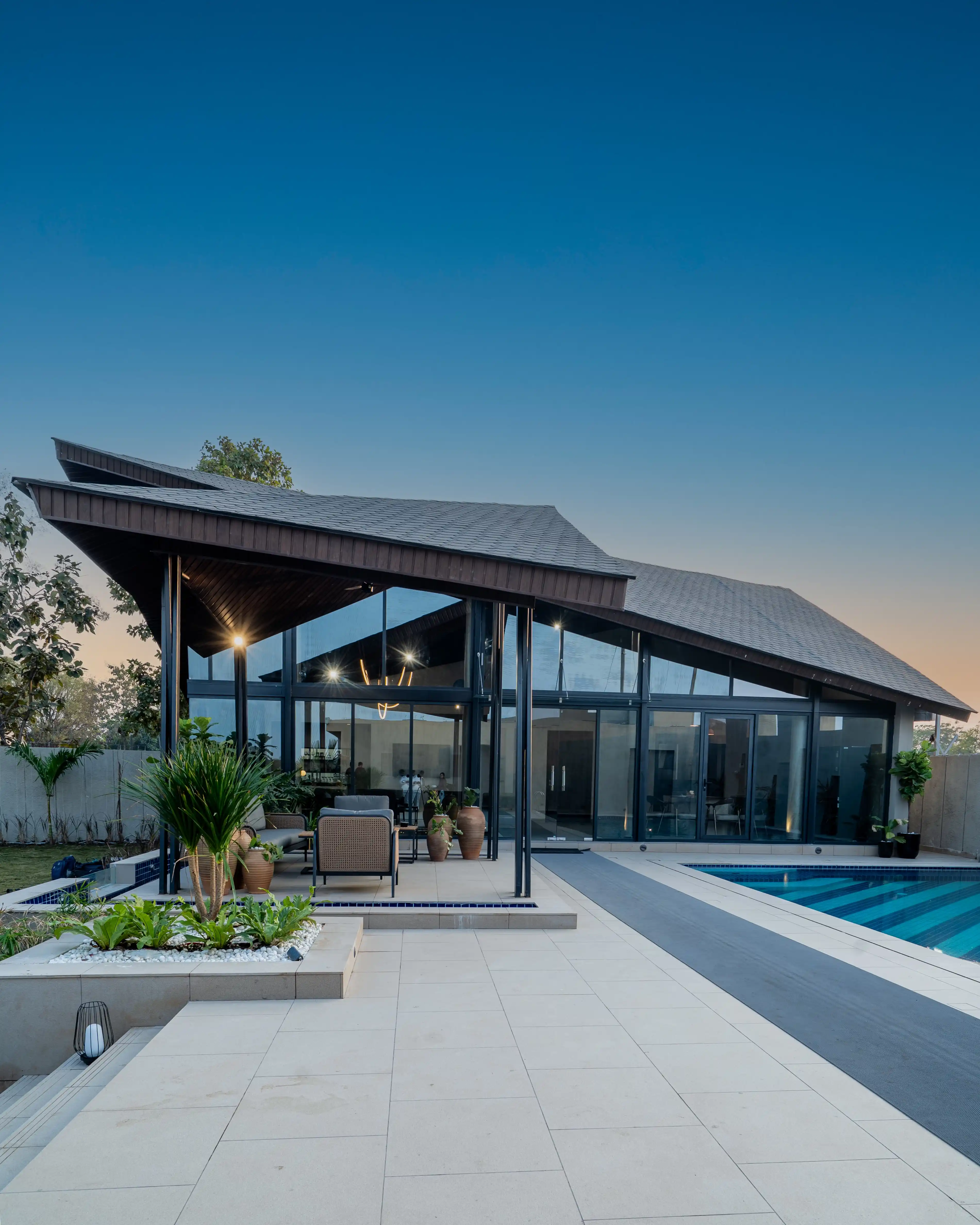 Villa Anant - Slide 2
