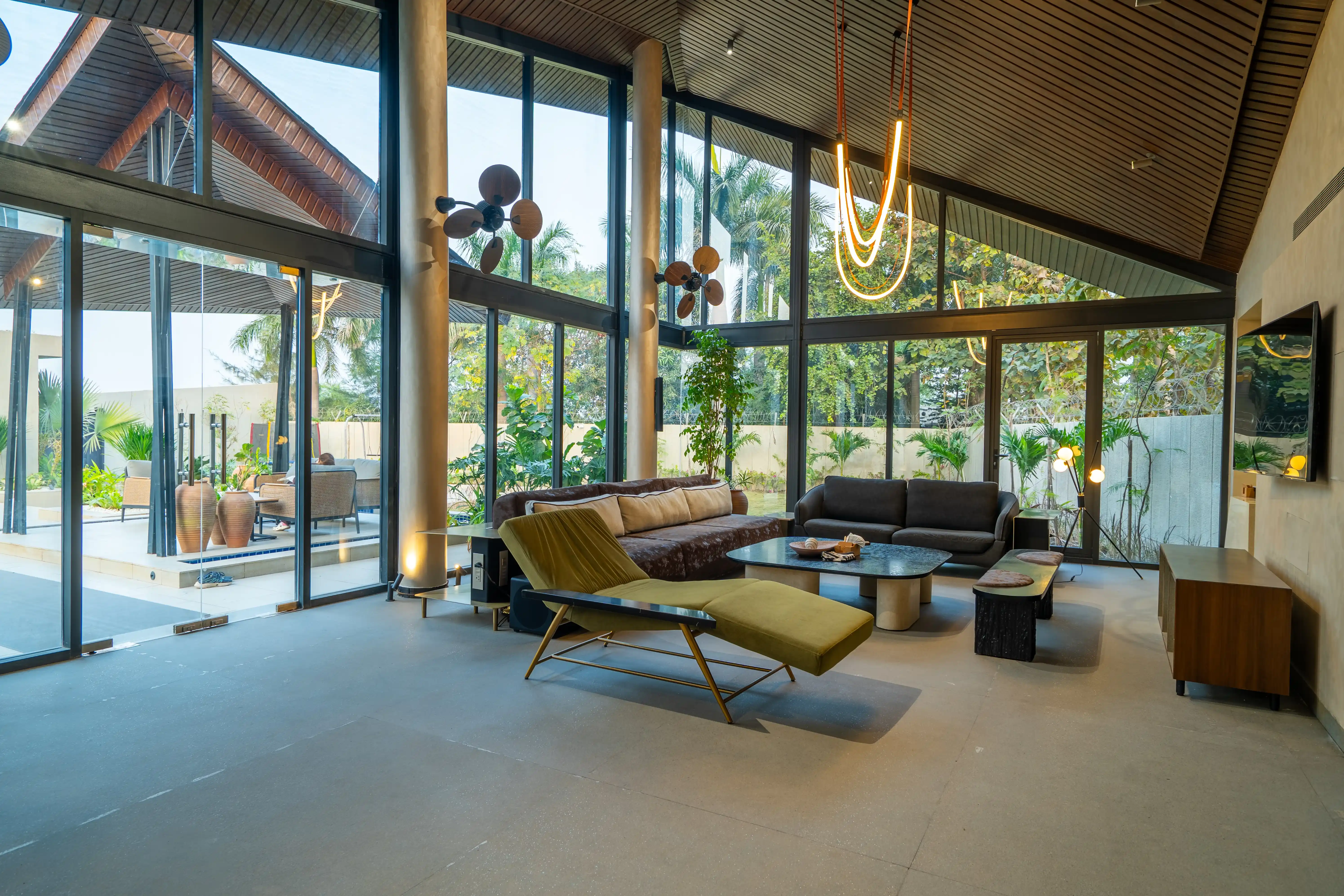 Villa Anant - Slide 7